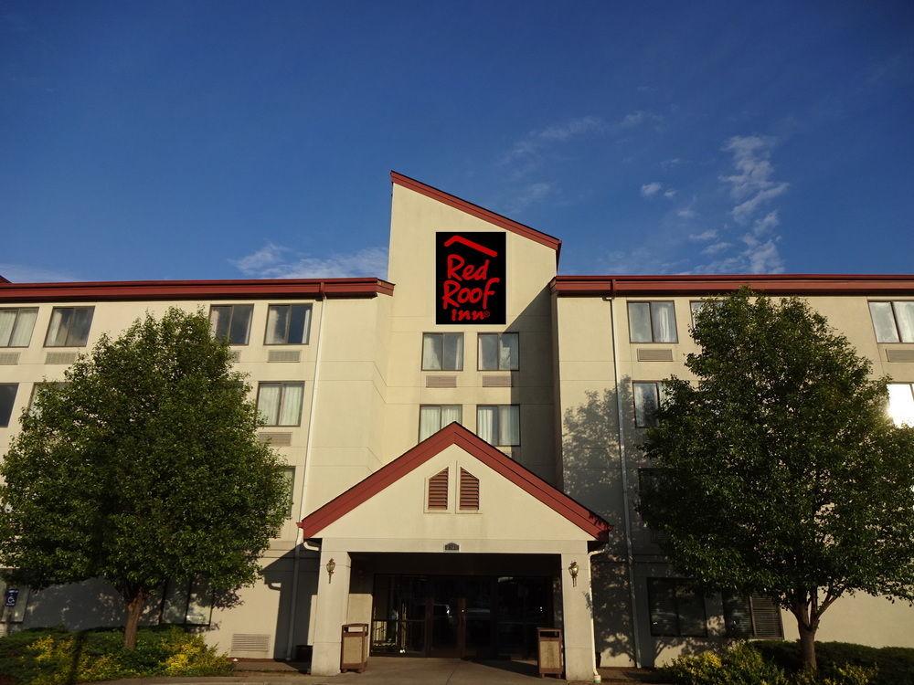 Red Roof Inn & Suites Indianapolis Airport Buitenkant foto