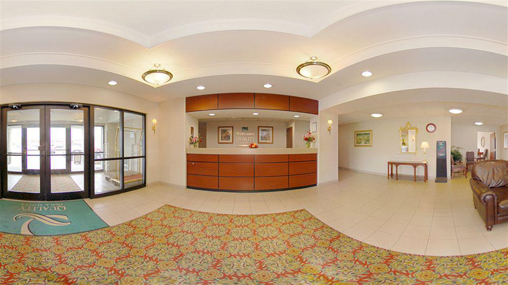 Red Roof Inn & Suites Indianapolis Airport Buitenkant foto